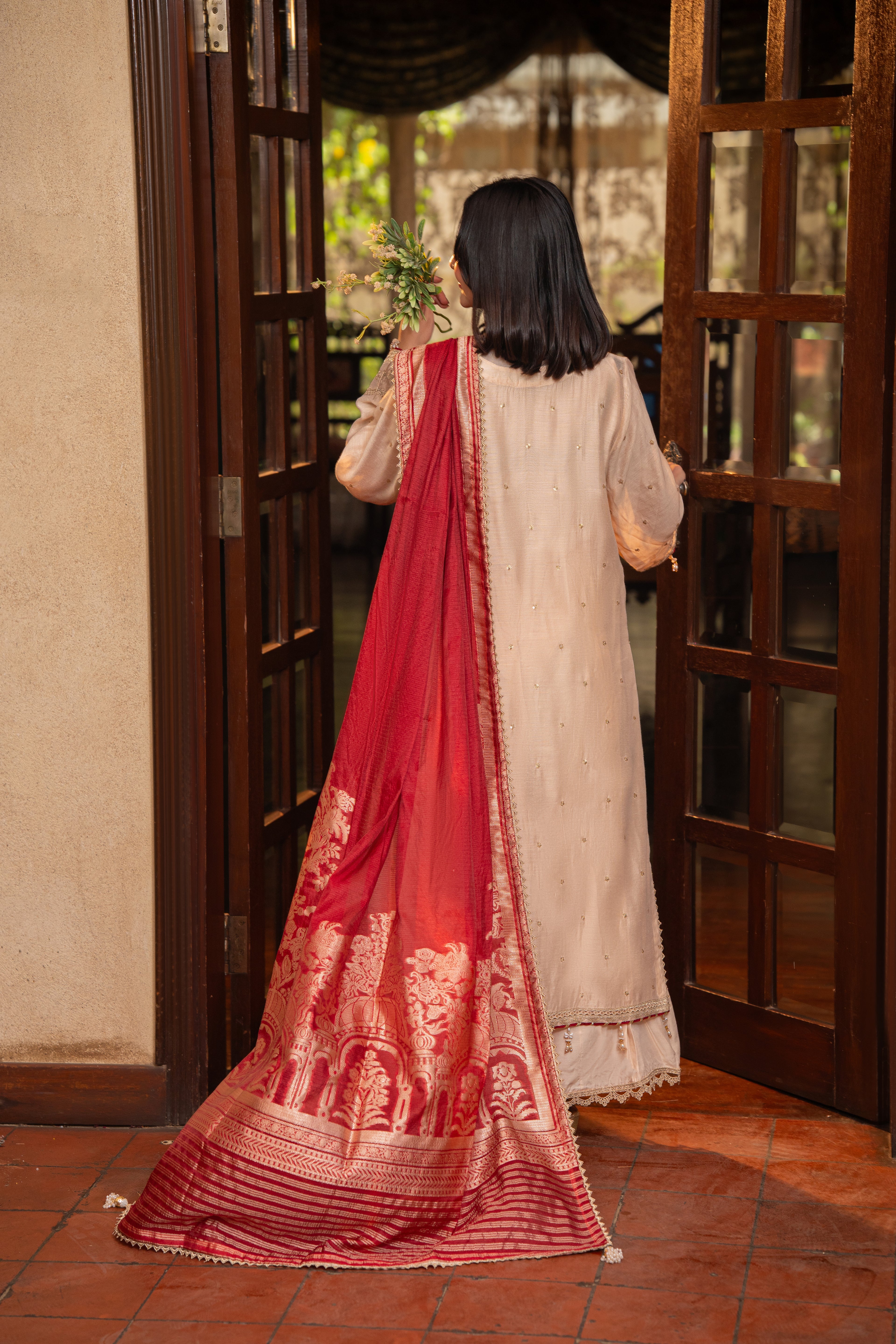 3-Piece EMBROIDERED SUIT - Royal Ivory