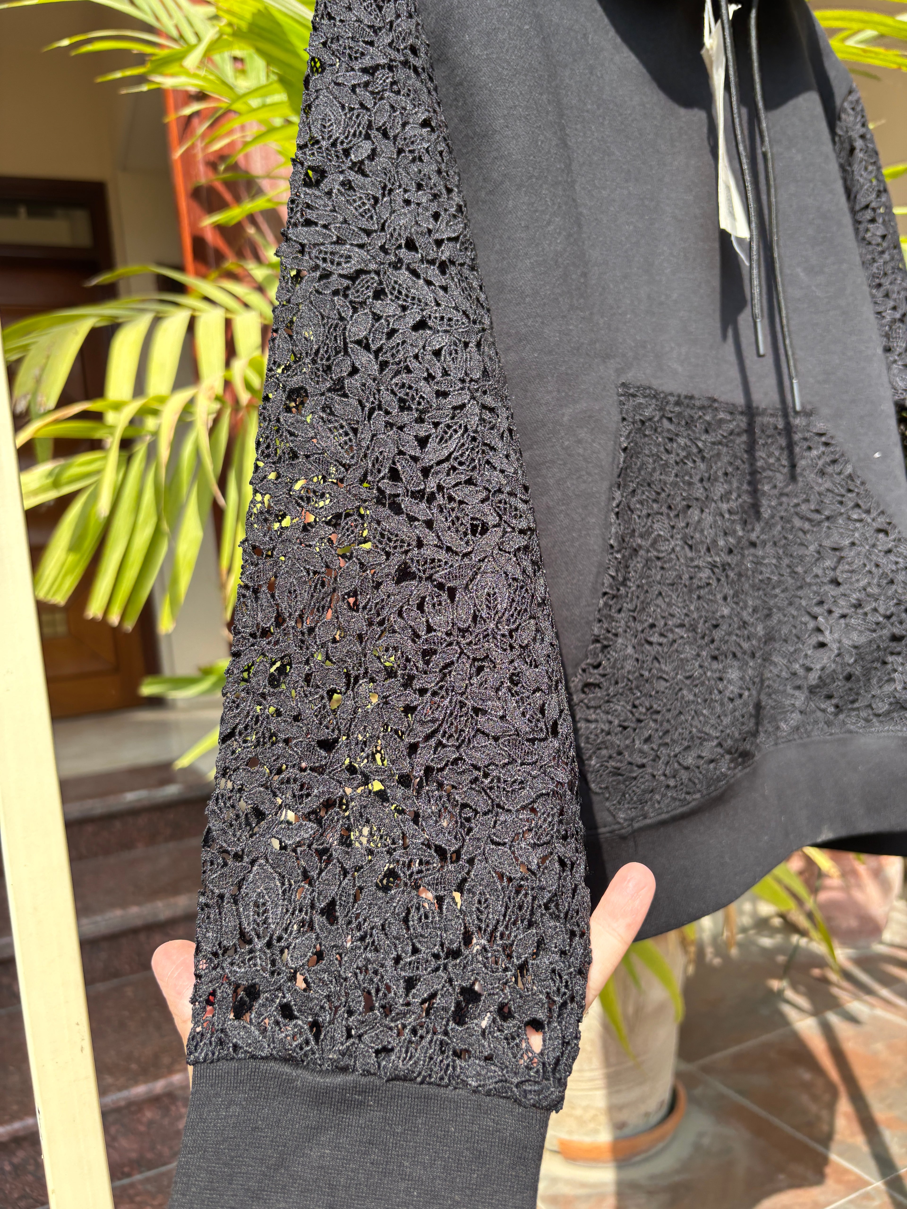 GUIPURE HOODIE - BLACK ON BLACK