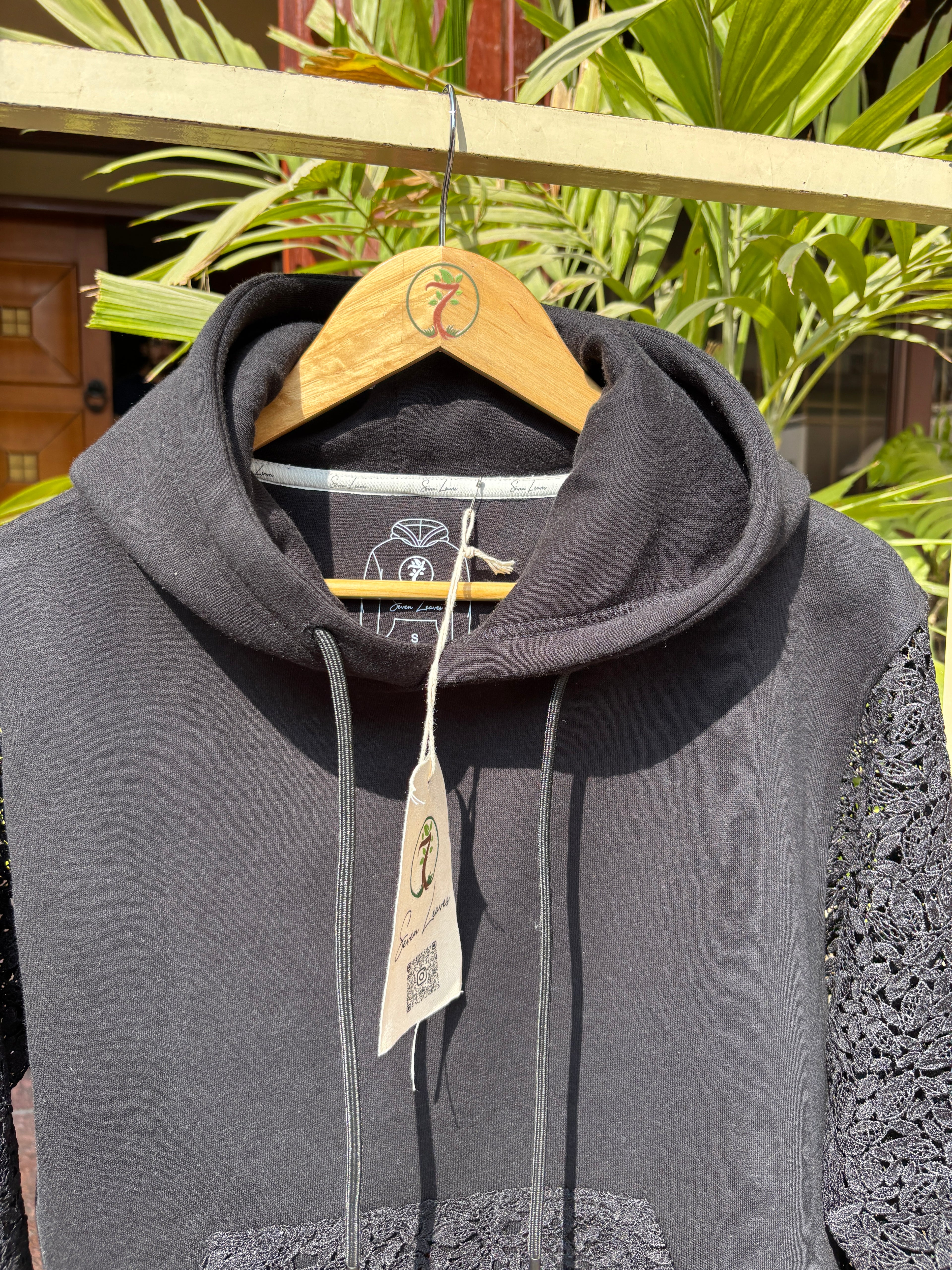 GUIPURE HOODIE - BLACK ON BLACK