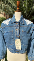 DENIM JACKET - MEDIUM WASH
