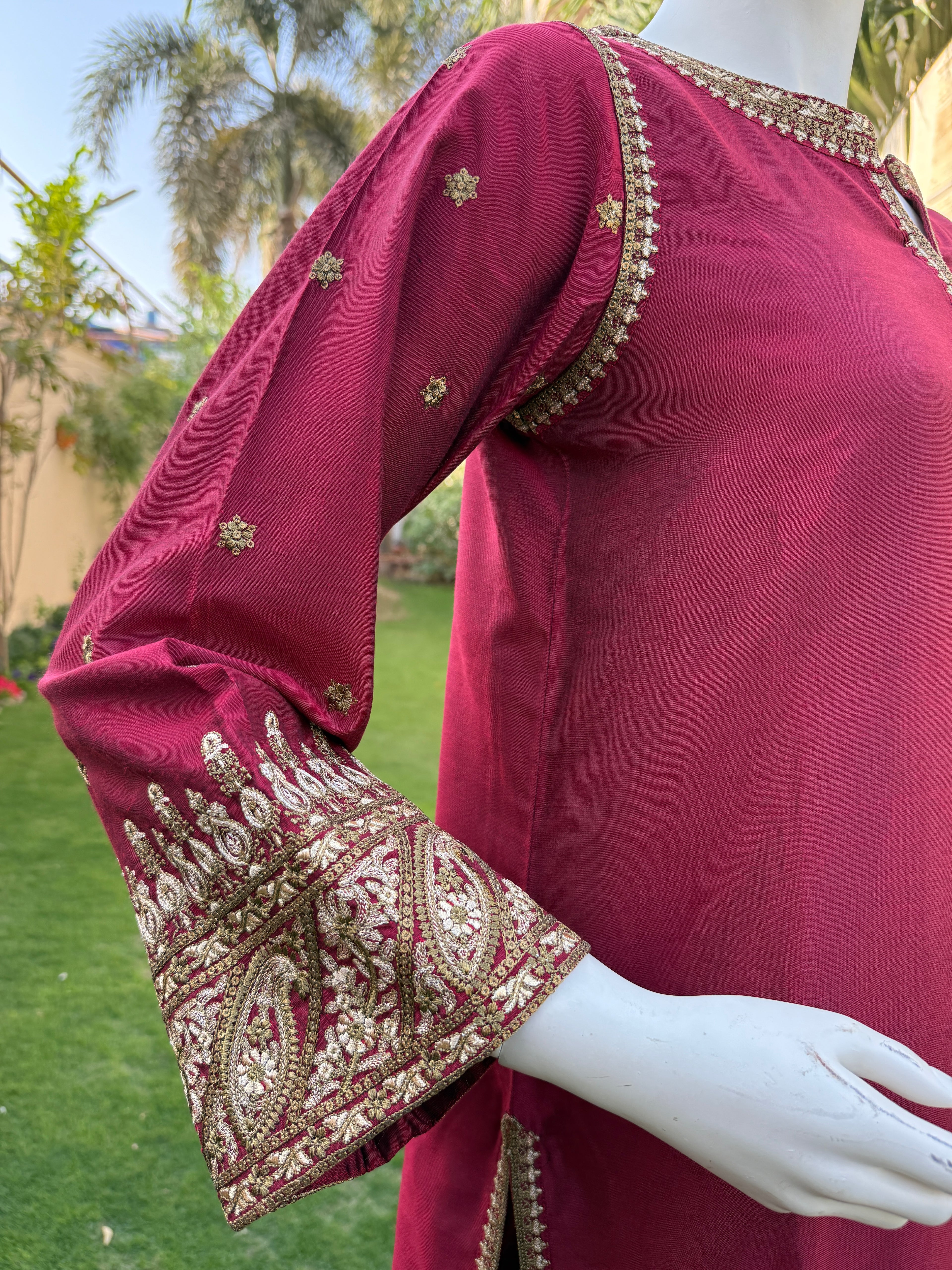 3-Piece EMBROIDERED SUIT - Ruby Rose