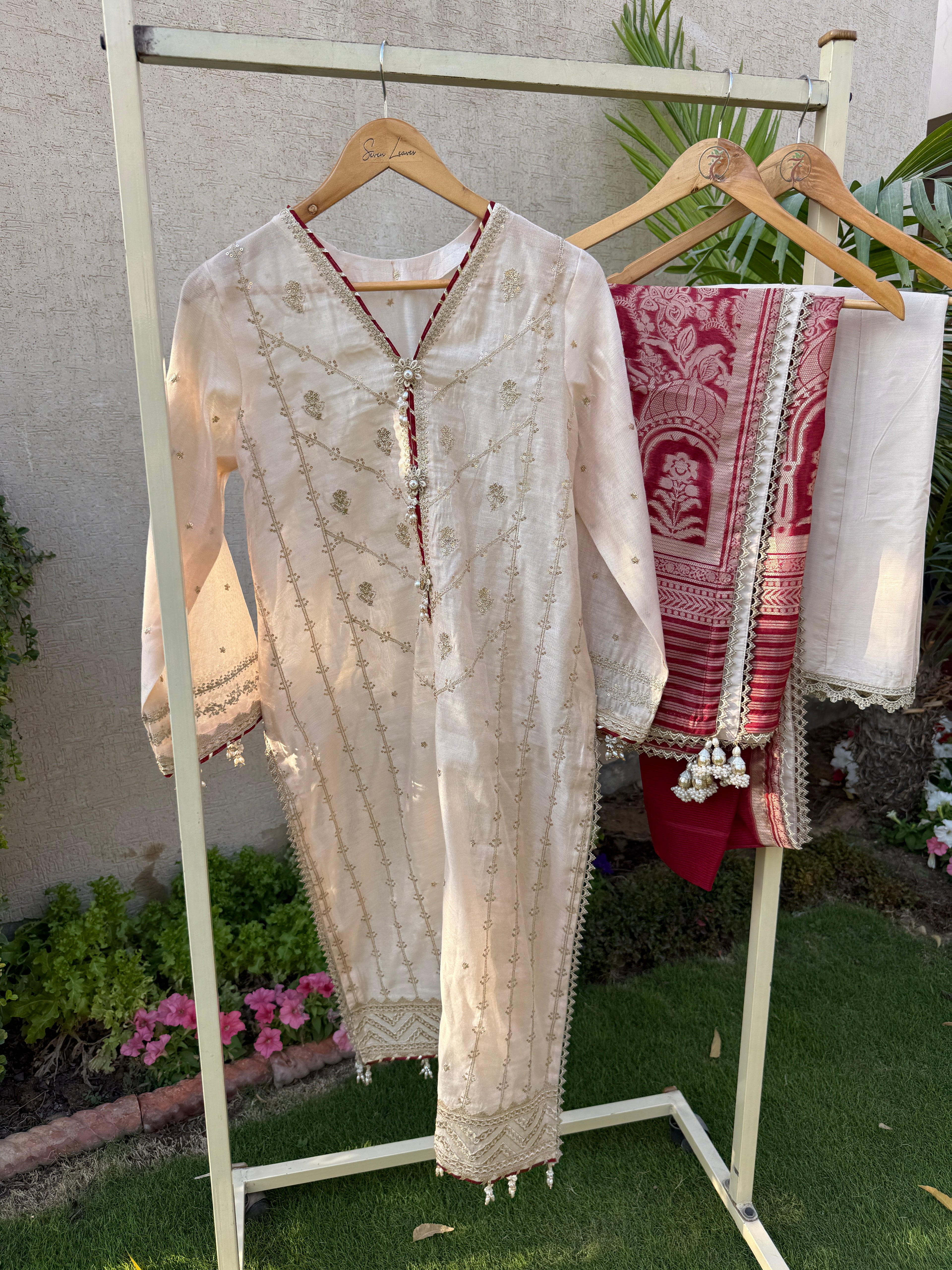 3-Piece EMBROIDERED SUIT - Royal Ivory