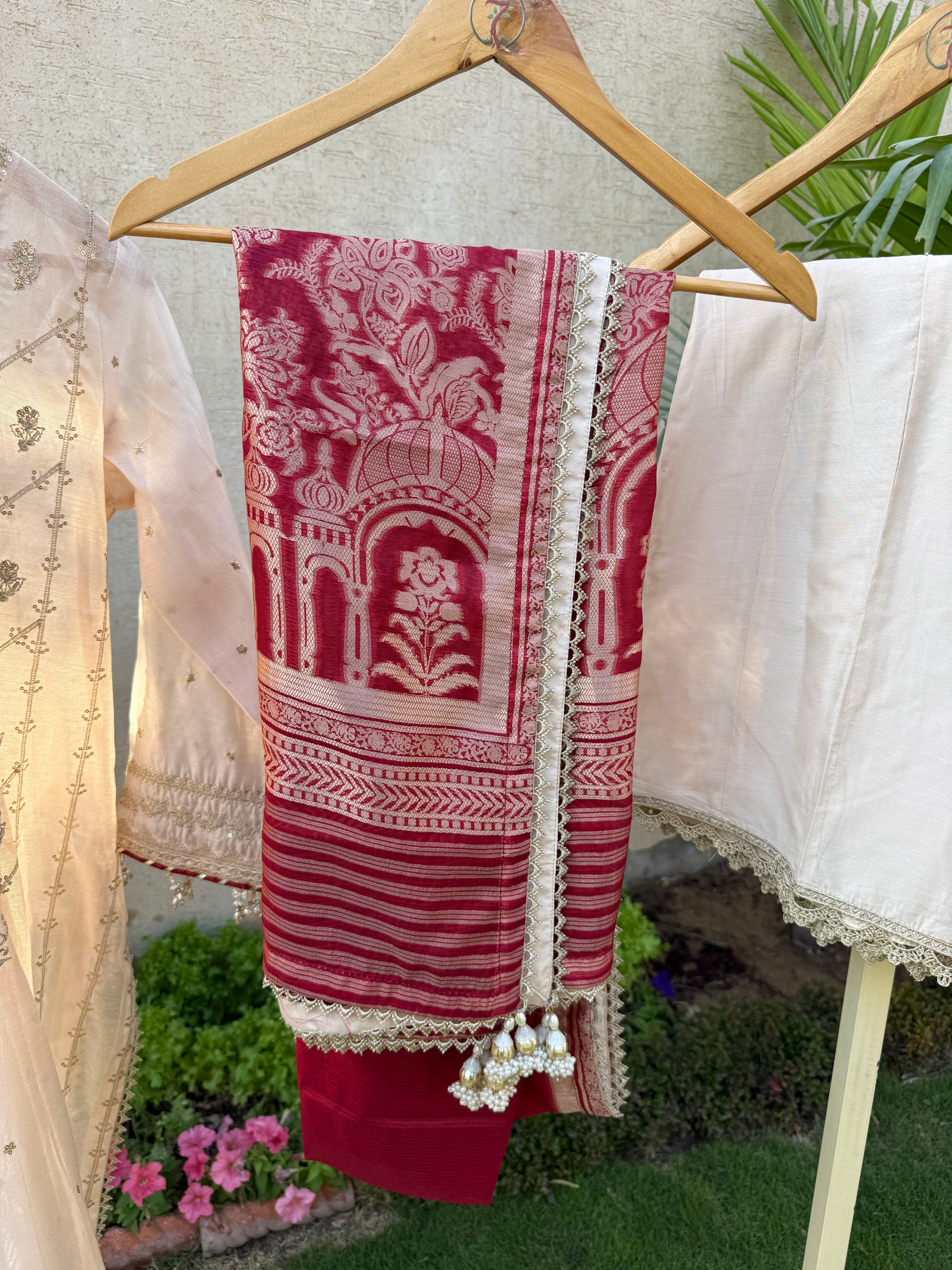 3-Piece EMBROIDERED SUIT - Royal Ivory