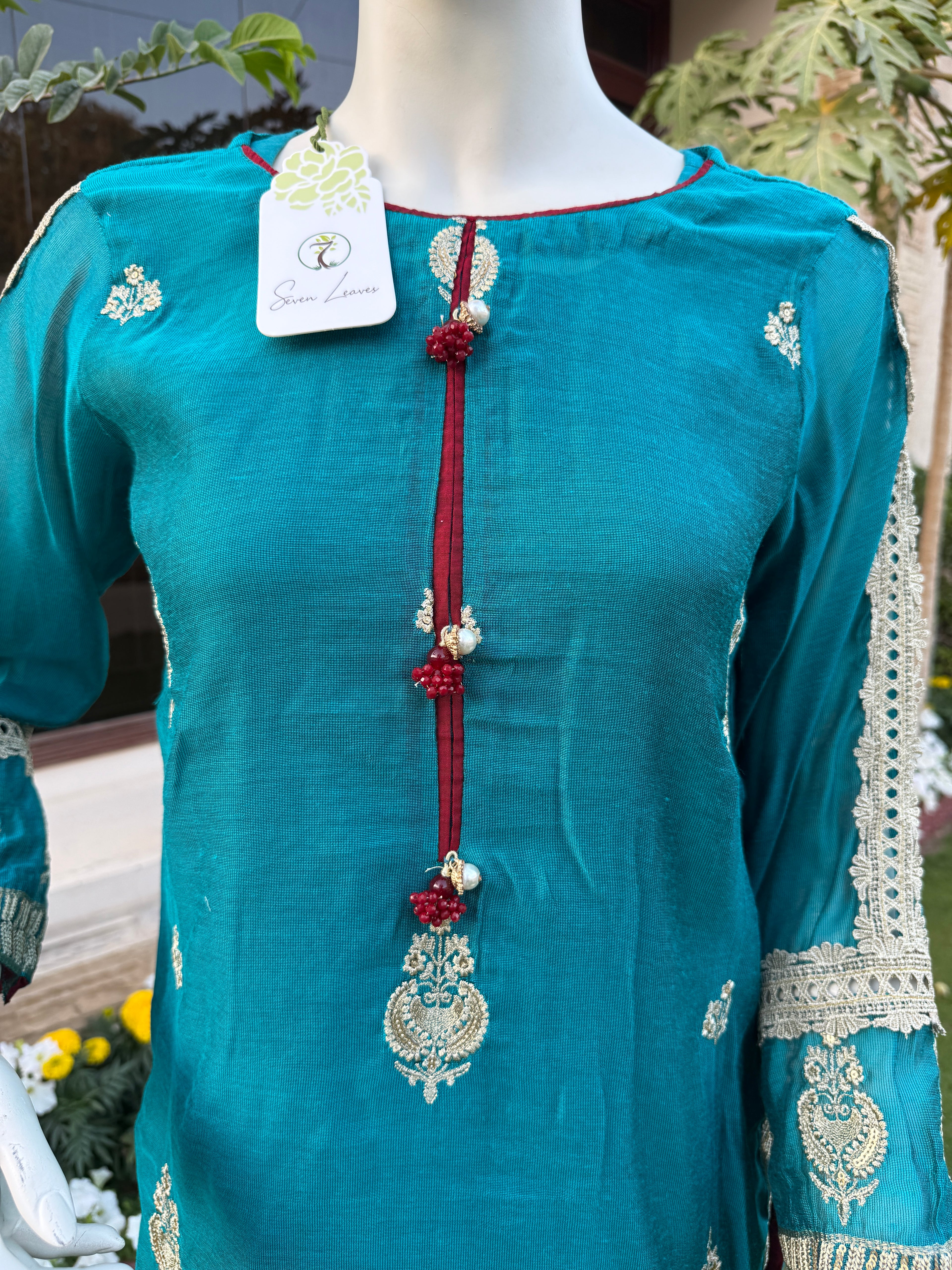 3-Piece EMBROIDERED SUIT - Zircon Blue