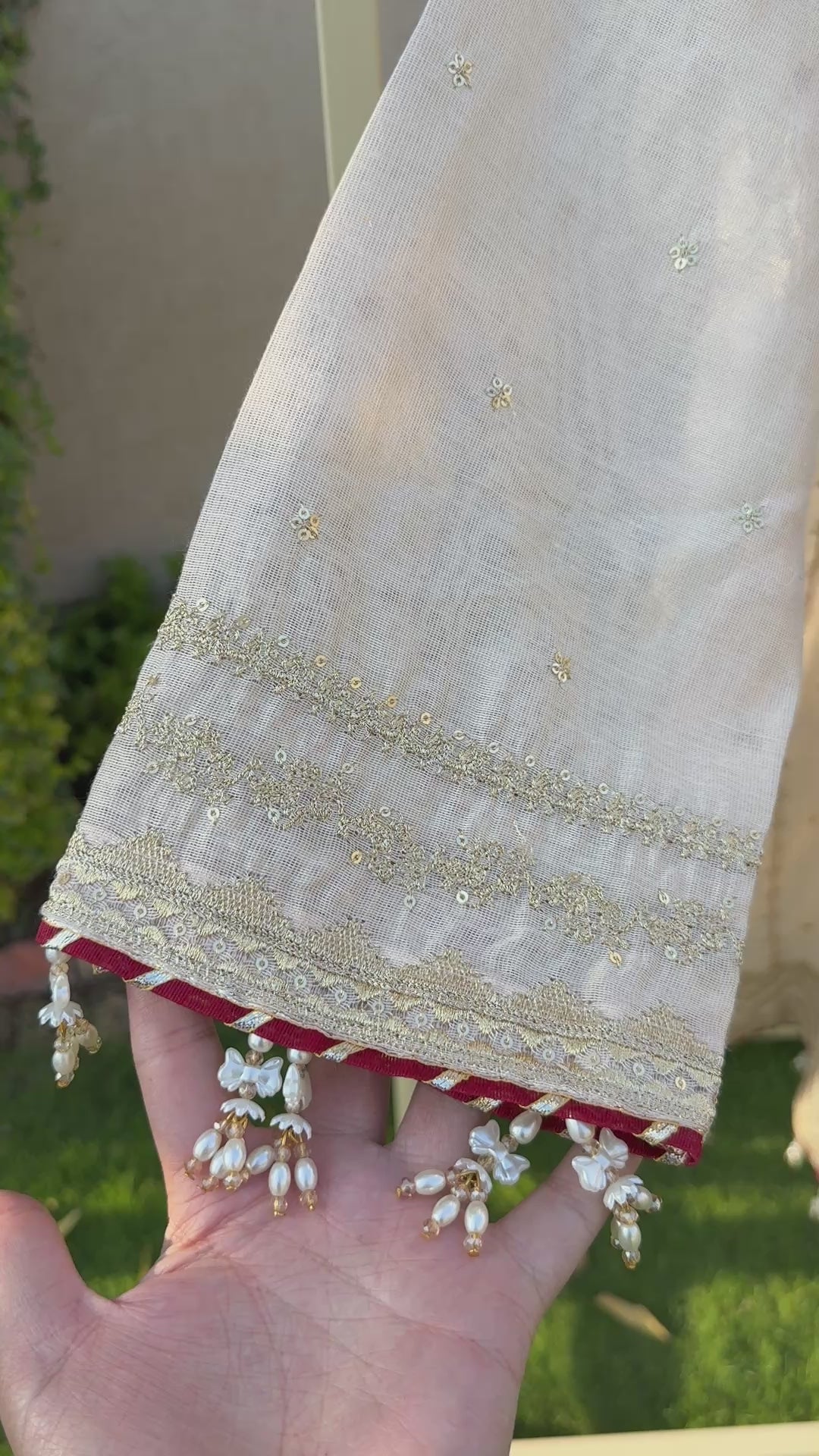 3-Piece EMBROIDERED SUIT - Royal Ivory